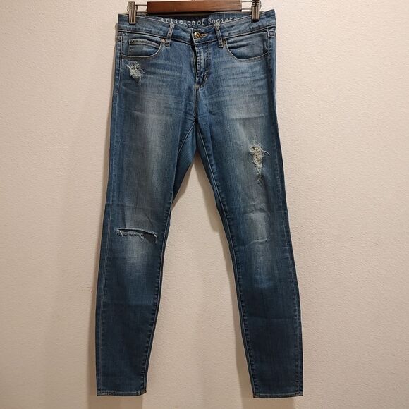Blue jeans size 26. - Picture 1 of 3